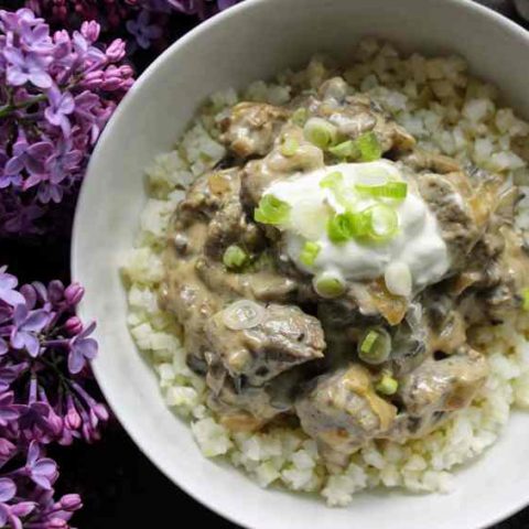 Easy Low Carb Beef Stroganoff is one of the best easy keto beef and rice recipes! Warm and filling. Great for summer, fall, winter and spring, this dish never gets old! If you’re looking for a delicious keto beef stroganoff sauce for your low carb beef stroganoff with riced cauliflower, this is it! Great for ketosis and the keto diet. Follow the link to find calculated macros for the best keto beef stroganoff recipe.