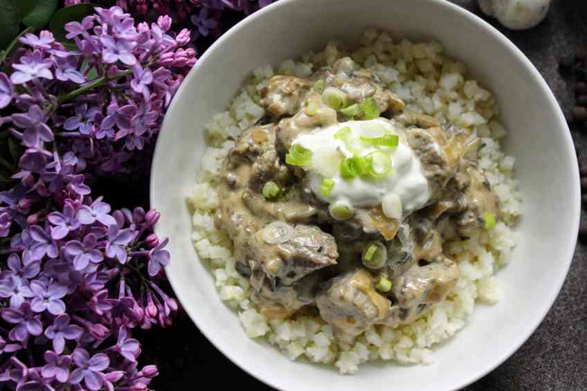 Easy Low Carb Beef Stroganoff is one of the best easy keto beef and rice recipes! Warm and filling. Great for summer, fall, winter and spring, this dish never gets old!  If you’re looking for a delicious keto beef stroganoff sauce for your low carb beef stroganoff with riced cauliflower, this is it! Great for ketosis and the keto diet. Follow the link to find calculated macros for the best keto beef stroganoff recipe. 