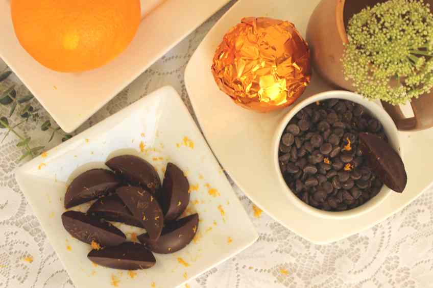 These ketogenic chocolate orange truffles will knock your socks off! If you haven't tasted a FRESH truffle before, you're missing out! #ketochocolateorangetruffles #ketotruffles #ketochocolates