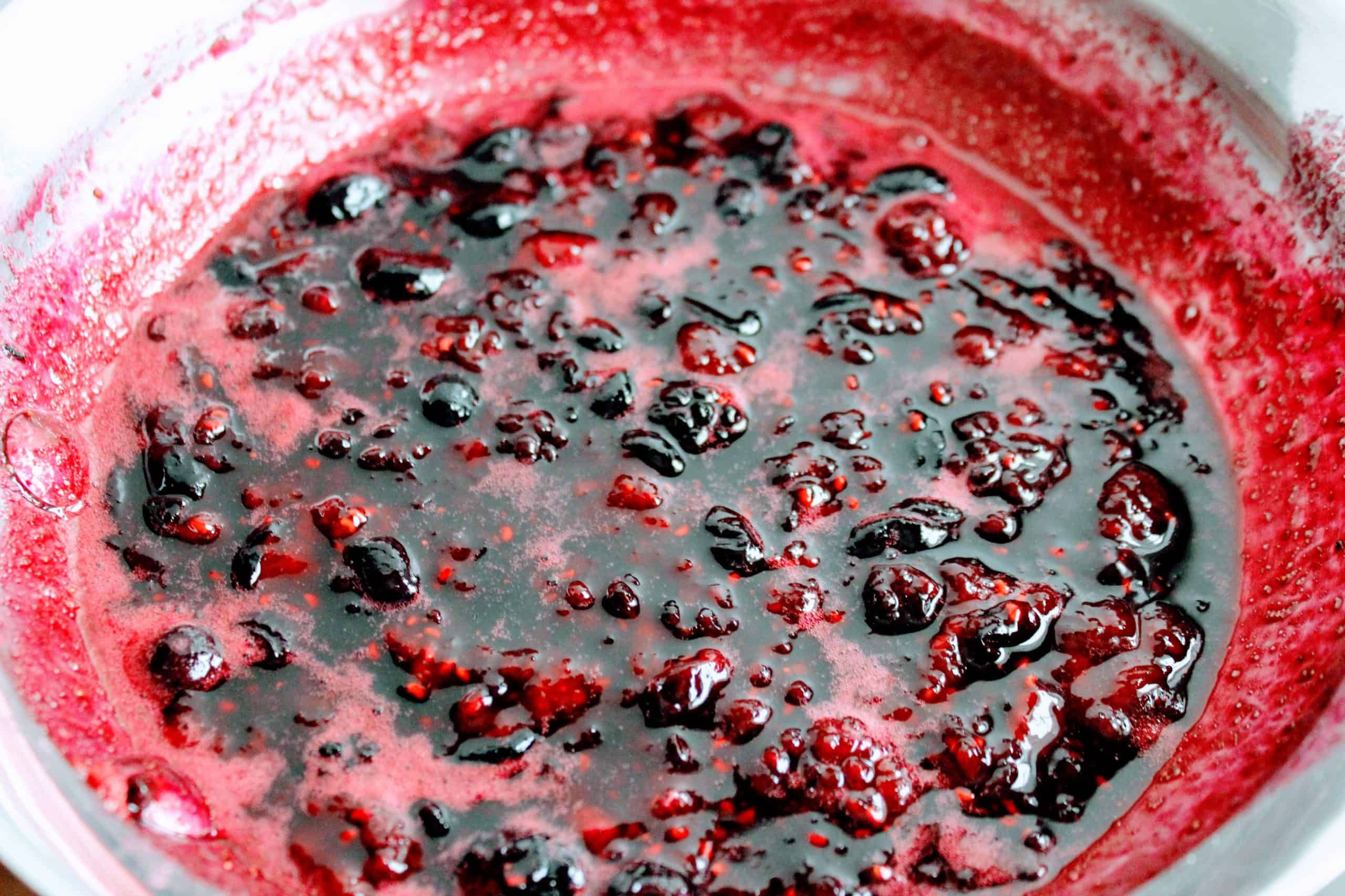 Finished keto mixed berry topping for cheesecake