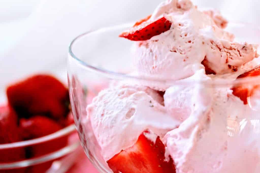 Keto strawberries and cream ice cream in glass
